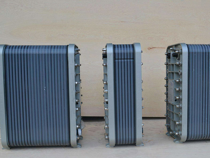 EDI超純水設(shè)備現(xiàn)代人對(duì)水的關(guān)注程度越來(lái)越高已經(jīng)不亞于食品